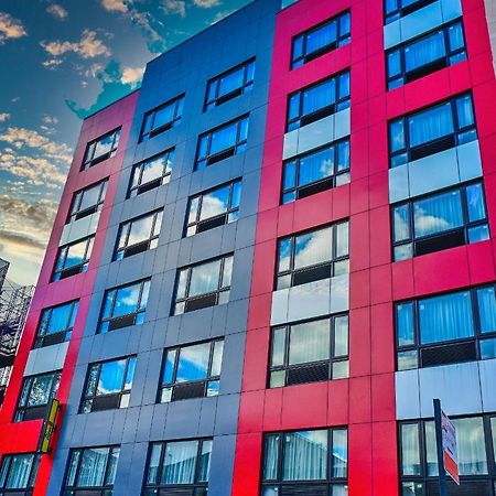 Hotel Super 8 By Wyndham Bronx Near Botanical Garden Nowy Jork Zewnętrze zdjęcie