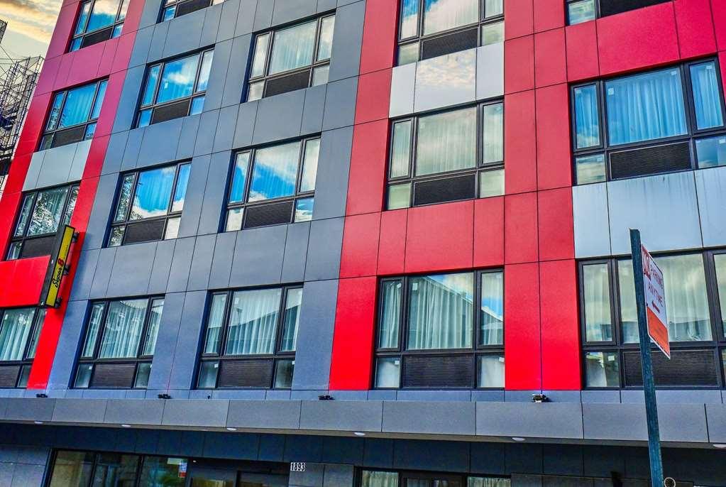 Hotel Super 8 By Wyndham Bronx Near Botanical Garden Nowy Jork Zewnętrze zdjęcie